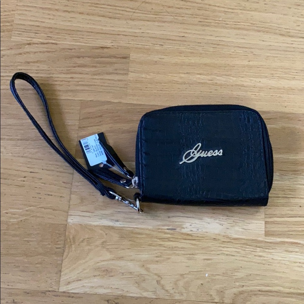 Guess wristlet